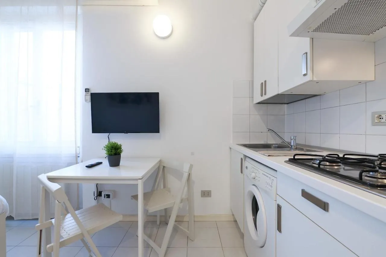 Appartamento PrimoPiano - Melzo B Milano